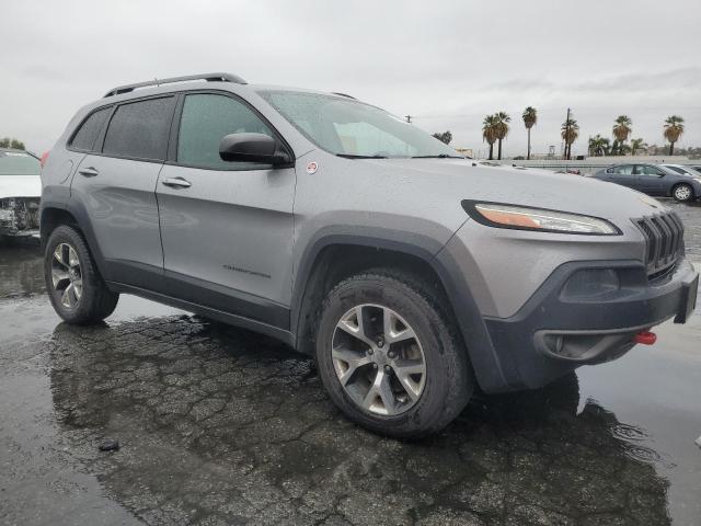 1C4PJMBS2EW207107 - 2014 JEEP CHEROKEE TRAILHAWK SILVER photo 4