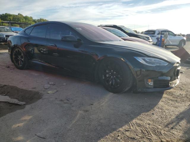 5YJSA1E29JF288013 - 2018 TESLA MODEL S შავი ფოტო 4