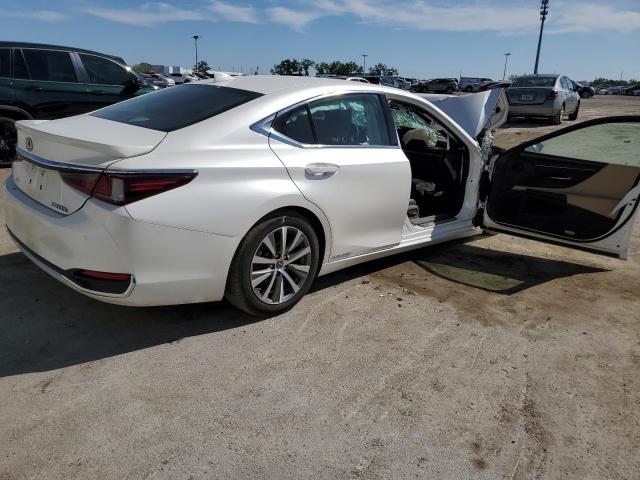 58ADA1C17MU004901 - 2021 LEXUS ES 300H WHITE photo 3