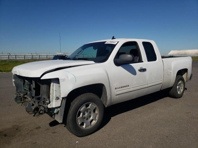 1GCRCSE04DZ400048 - 2013 CHEVROLET SILVERADO C1500 LT WHITE photo 1