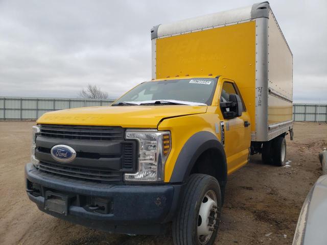 1FDUF4GY8JEB76331 - 2018 FORD F450 SUPER DUTY YELLOW photo 1