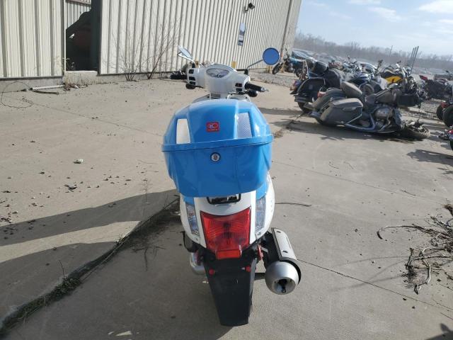 LC2D2H12XCC100388 - 2012 KYMCO USA INC LIKE 200I BLUE photo 4