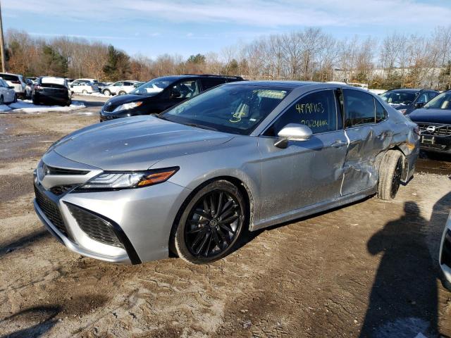 4T1KZ1AK7MU058122 - 2021 TOYOTA CAMRY TRD SILVER photo 1