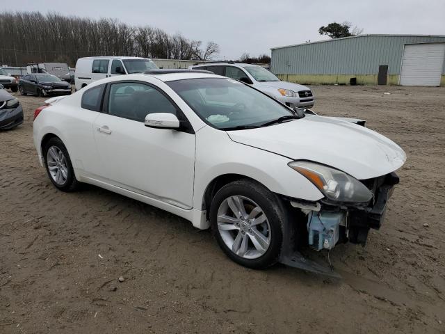 1N4AL2EP2CC118332 - 2012 NISSAN ALTIMA S WHITE photo 4