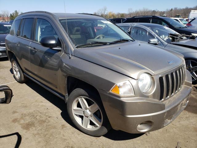 1J8FF47W87D193794 - 2007 JEEP COMPASS TAN photo 4