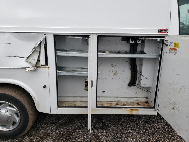 1FDWE3FL8DDB12358 - 2013 FORD ECONOLINE E350 SUPER DUTY CUTAWAY VAN WHITE photo 10