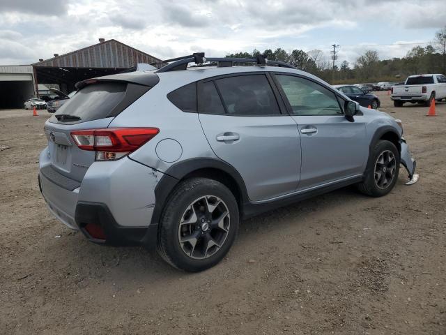 JF2GTADC3JH206028 - 2018 SUBARU CROSSTREK PREMIUM SILVER photo 3