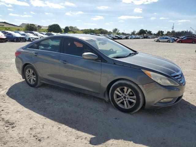 5NPEB4AC2DH520533 - 2013 HYUNDAI SONATA GLS GRAY photo 4