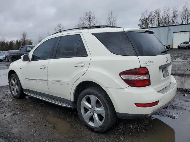 4JGBB25E79A506382 - 2009 MERCEDES-BENZ ML WHITE photo 2