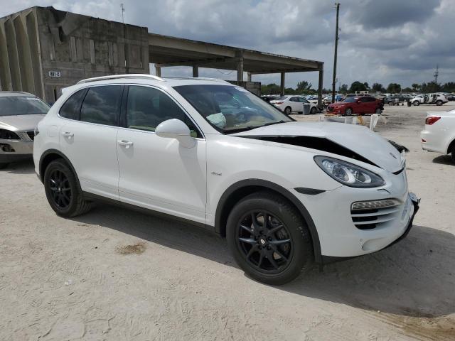 WP1AF2A25ELA36351 - 2014 PORSCHE CAYENNE WHITE photo 4