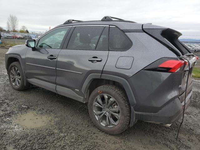 4T3B6RFVXNU103184 - 2022 TOYOTA RAV4 XLE PREMIUM GRAY photo 2