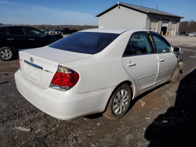 4T1BE32K15U610270 - 2005 TOYOTA CAMRY LE WHITE photo 3