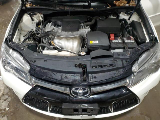 4T1BF1FK1HU423868 - 2017 TOYOTA CAMRY LE WHITE photo 11