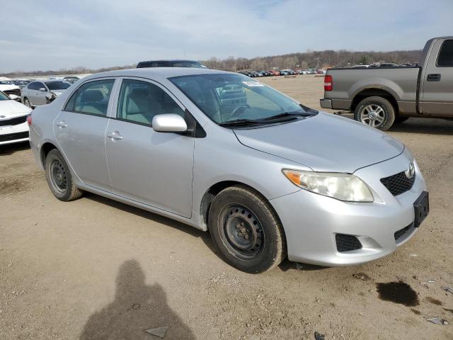 1NXBU4EE4AZ260612 - 2010 TOYOTA COROLLA BASE SILVER photo 4