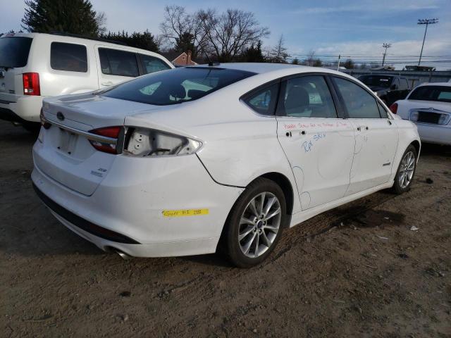 3FA6P0LUXHR357269 - 2017 FORD FUSION SE HYBRID WHITE photo 3