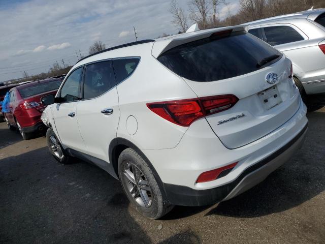 5NMZUDLB0HH012757 - 2017 HYUNDAI SANTA FE S WHITE photo 2