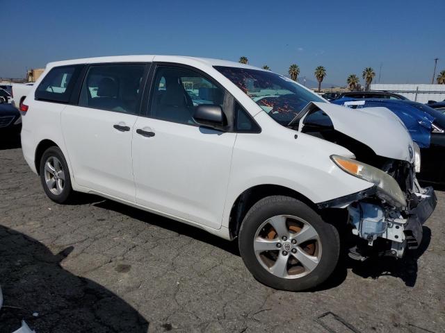 5TDKA3DC4CS012522 - 2012 TOYOTA SIENNA BASE WHITE photo 4