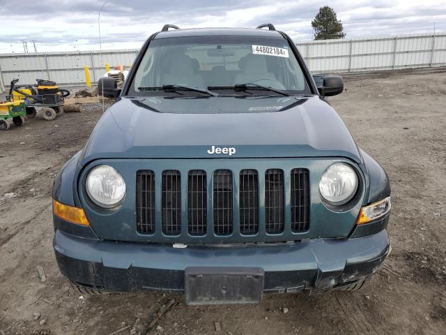 1J4GL38K65W644579 - 2005 JEEP LIBERTY RENEGADE BLUE photo 5