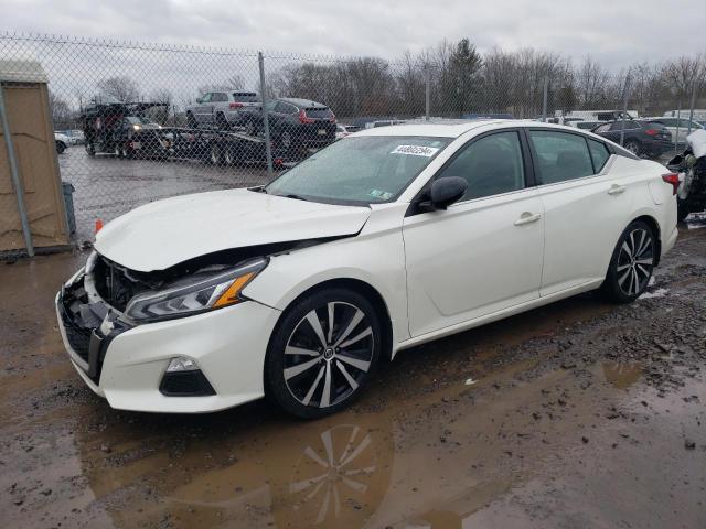 1N4BL4CV5KC130085 - 2019 NISSAN ALTIMA SR WHITE photo 1