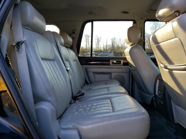 5LMFU28R94LJ28098 - 2004 LINCOLN NAVIGATOR 黑色 照片 11
