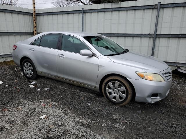 4T1BF3EKXAU100437 - 2010 TOYOTA CAMRY BASE SILVER photo 4