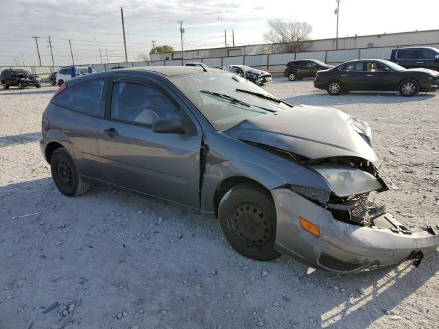 1FAFP31N96W184447 - 2006 FORD FOCUS ZX3 GRAY photo 4