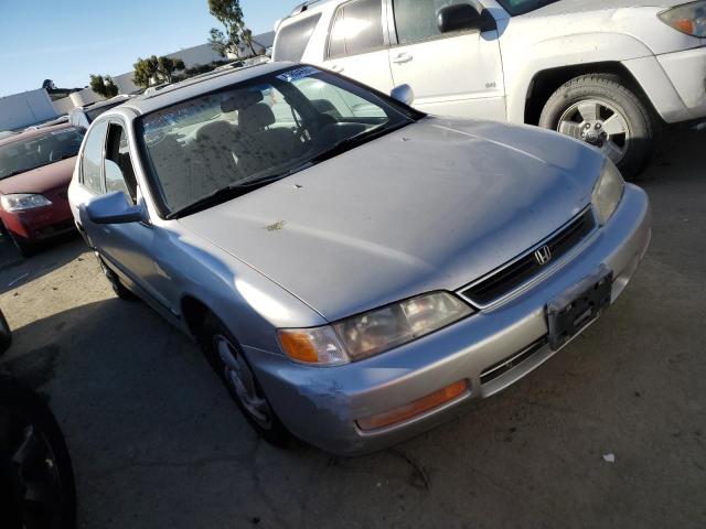 1HGCD563XVA141449 - 1997 HONDA ACCORD LX SILVER photo 4