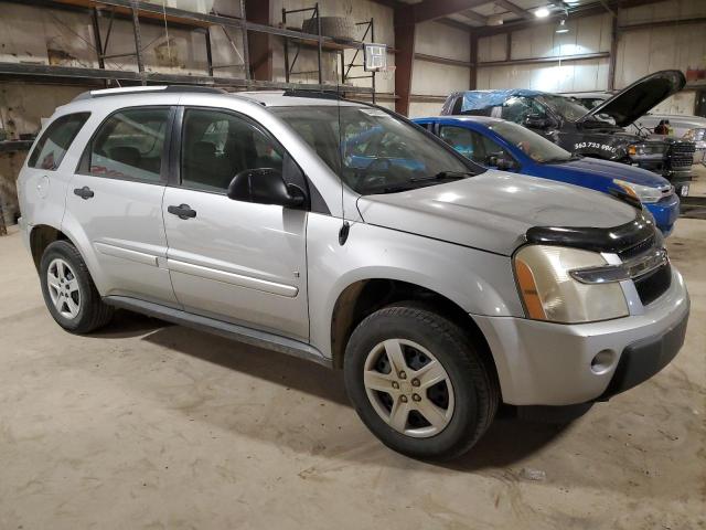 2CNDL13F866024475 - 2006 CHEVROLET EQUINOX LS SILVER photo 4