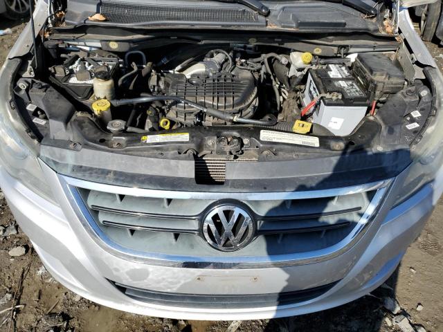 2V4RW4DG3BR739995 - 2011 VOLKSWAGEN ROUTAN S SILVER photo 12