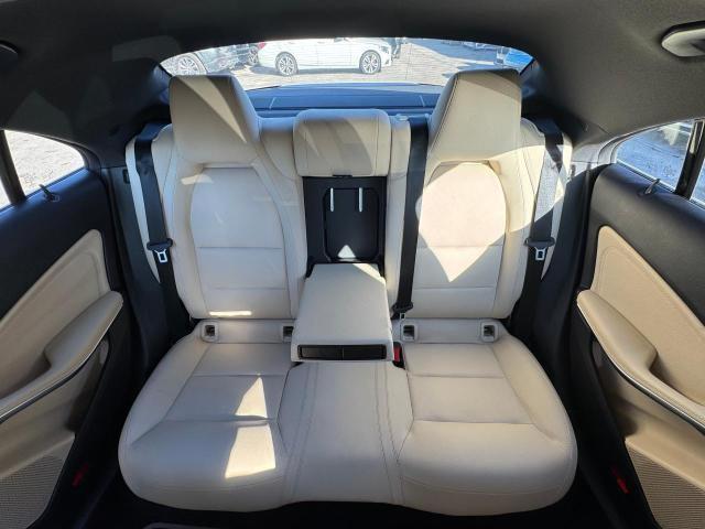 WDDSJ4EB4KN738662 - 2019 MERCEDES-BENZ CLA 250 თეთრი ფოტო 10