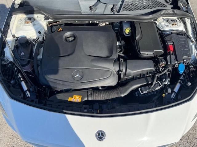 WDDSJ4EB4KN738662 - 2019 MERCEDES-BENZ CLA 250 თეთრი ფოტო 14