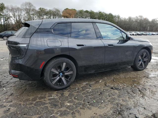 WB523CF05RCN12790 - 2024 BMW IX XDRIVE50 CHARCOAL photo 3