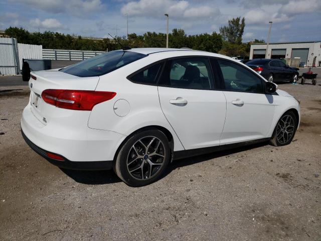 1FADP3FE7HL292389 - 2017 FORD FOCUS SE WHITE photo 3