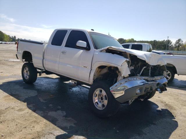 1GCEK19B05E332184 - 2005 CHEVROLET SILVERADO K1500 WHITE photo 4