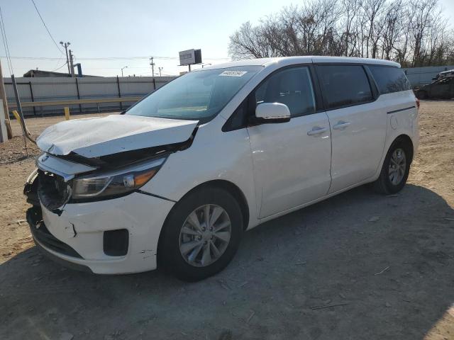 KNDMB5C15H6230865 - 2017 KIA SEDONA LX WHITE photo 1