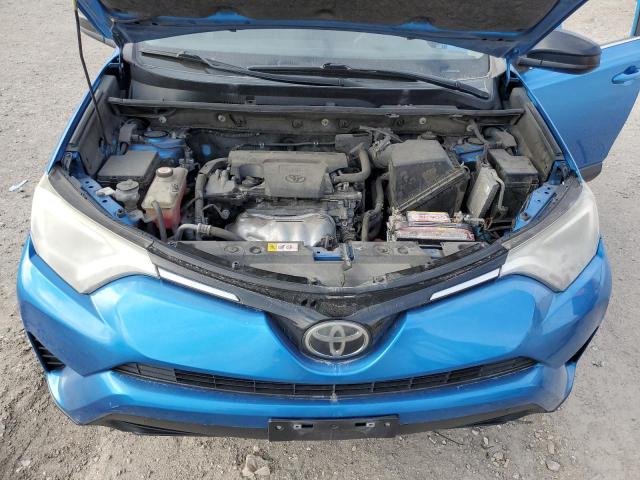 JTMZFREV4HJ120209 - 2017 TOYOTA RAV4 LE BLUE photo 12