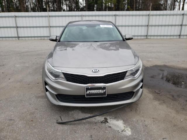 5XXGT4L31JG208584 - 2018 KIA OPTIMA LX TAN photo 5