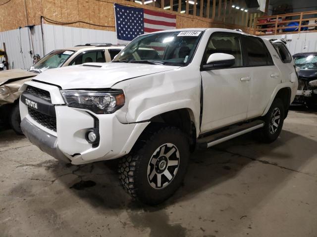 2018 TOYOTA 4RUNNER SR5/SR5 PREMIUM, 