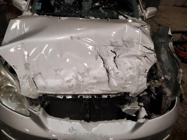 2T1KR32E54C221162 - 2004 TOYOTA MATRIX XR 银色 照片 11