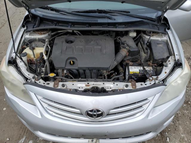 5YFBU4EE6DP096768 - 2013 TOYOTA COROLLA BASE SILVER photo 11