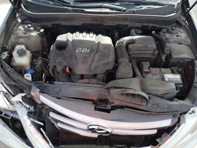 5NPEB4AC2EH911019 - 2014 HYUNDAI SONATA GLS SILVER photo 11