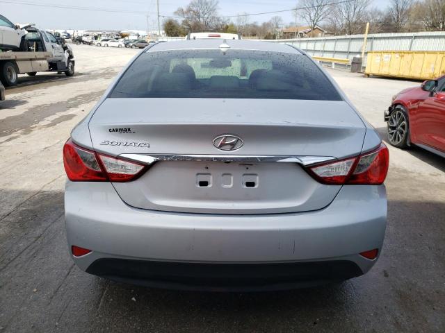 5NPEB4AC2EH911019 - 2014 HYUNDAI SONATA GLS SILVER photo 6