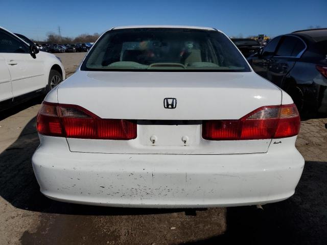 1HGCG5648XA028554 - 1999 HONDA ACCORD LX WHITE photo 6