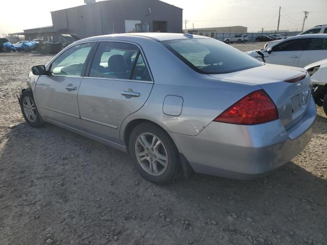 1HGCM56817A045885 - 2007 HONDA ACCORD EX SILVER photo 2