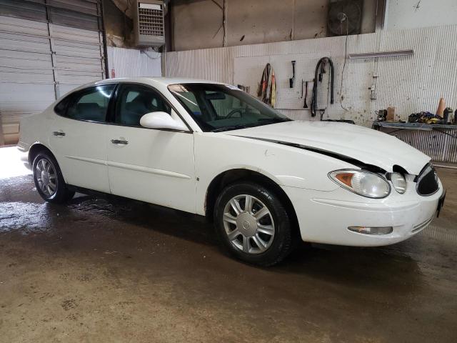 2G4WC552271240248 - 2007 BUICK LACROSSE CX WHITE photo 4