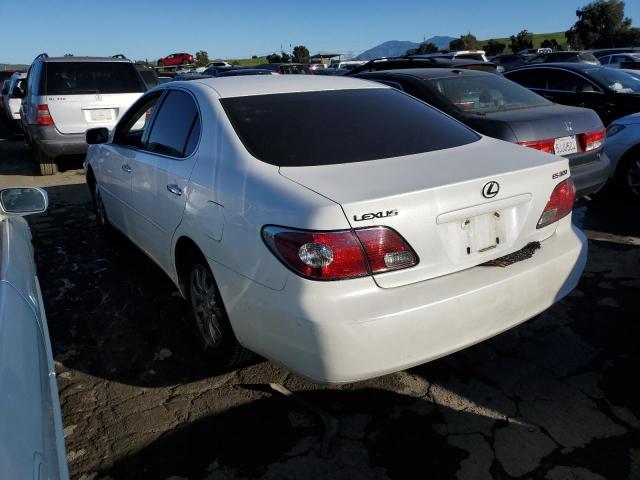 JTHBF30GX30116153 - 2003 LEXUS ES 300 WHITE photo 2