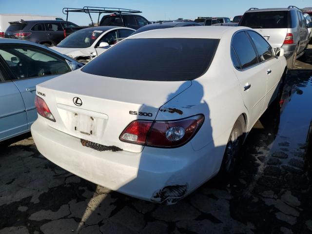 JTHBF30GX30116153 - 2003 LEXUS ES 300 WHITE photo 3