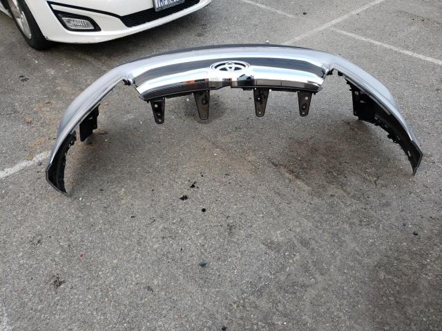 5TDKKRFH1GS186997 - 2016 TOYOTA HIGHLANDER XLE SILVER photo 12