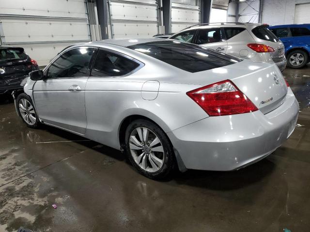 1HGCS12728A015985 - 2008 HONDA ACCORD EX SILVER photo 2