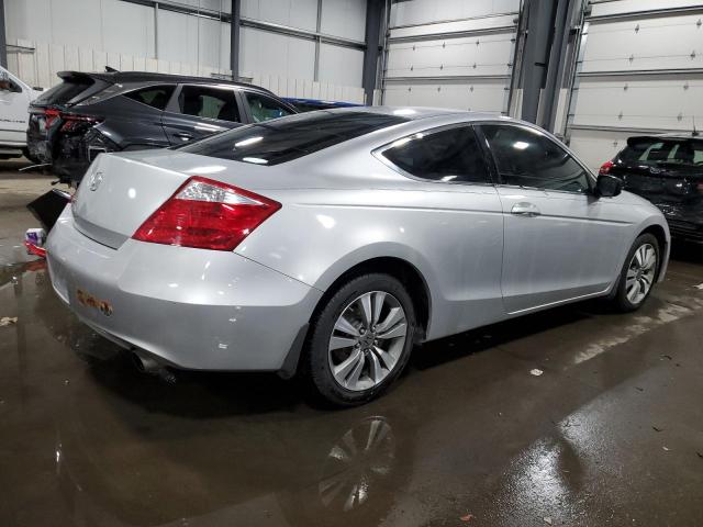 1HGCS12728A015985 - 2008 HONDA ACCORD EX SILVER photo 3